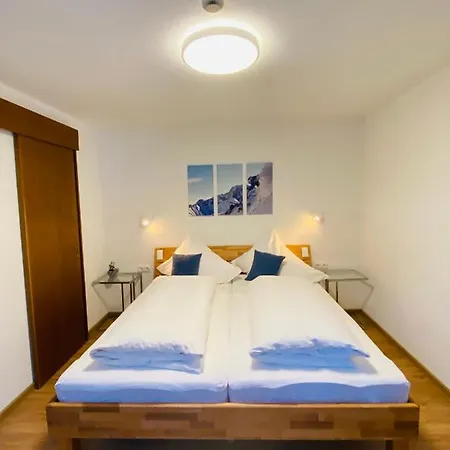 Garni Enzian Konukevi 3*