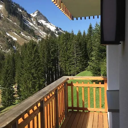 Konukevi Garni Enzian Damuels